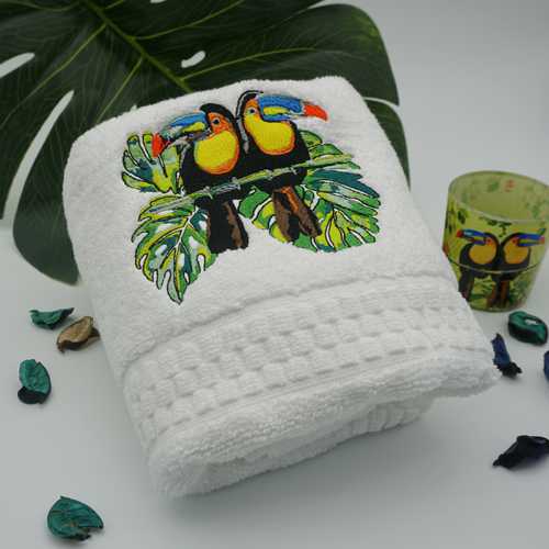 Customized embroidery artwork on face  hand and bath towel
