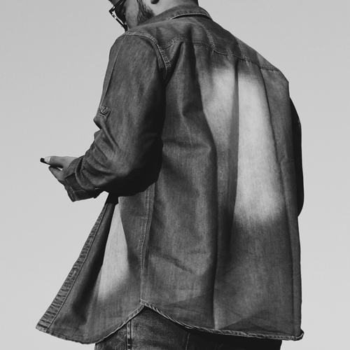 laser-fadding-on-denim-shirt |Spinks world |laser etching machine |best laser engraving machine